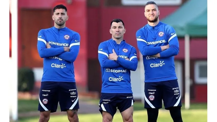 Maripán, Medel y Sierralta pueden ser titulares ante Bolivia.