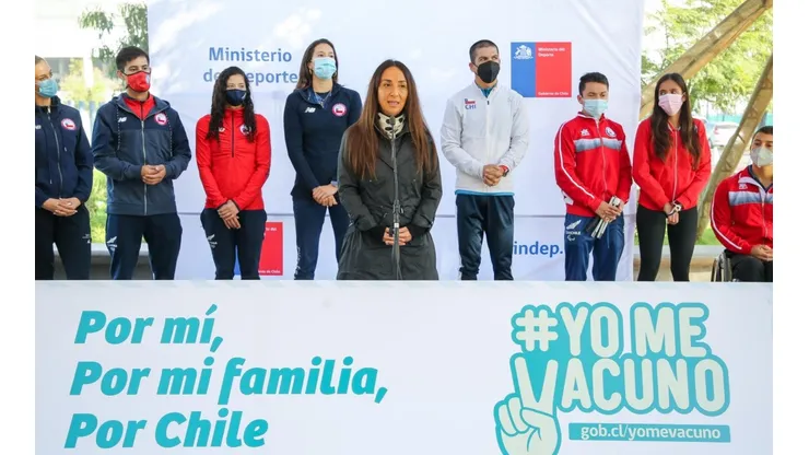 El emotivo llamado fue realizado desde el Estadio Nacional, junto a grandes exponentes del Team Chile.
