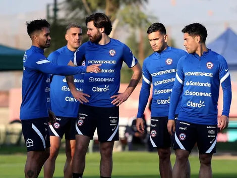 Jiménez le explica a Brereton en la última práctica de la Roja