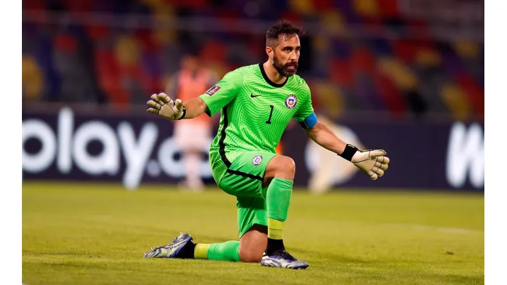 Claudio Bravo y su llamado tajante contra el coronavirus.