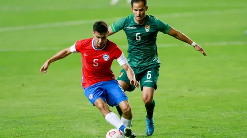 La selección chilena va por los tres puntos frente a Bolivia.