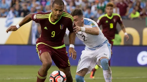 Venezuela recibe a los charrúas por la octava fecha.