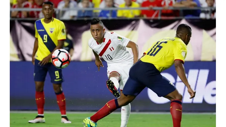 Perú está obligado a ganar para seguir con vida en la tabla.