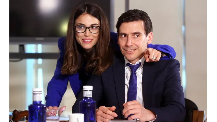 Ignacia Baeza y Alvaro Espinoza en una escena de La Torre de Mabel.