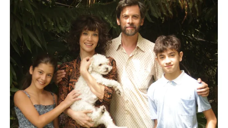 La familia de Allende representada para la serie Isabel.