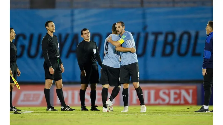 Uruguay reclamó por el mal arbitraje en su partido ante Paraguay.