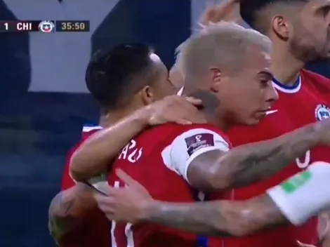 Notable cachamal de Alexis a Maripán en el Chile vs Argentina