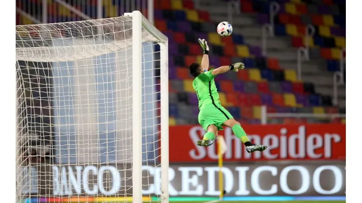 Argentina y Chile se enfrentan en Santiago del Estero por las Eliminatorias a Qatar 2022.