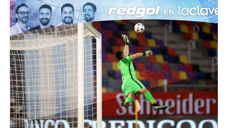 Claudio Bravo fue una de las figuras del empate de Chile ante Argentina en Santiago del Estero.