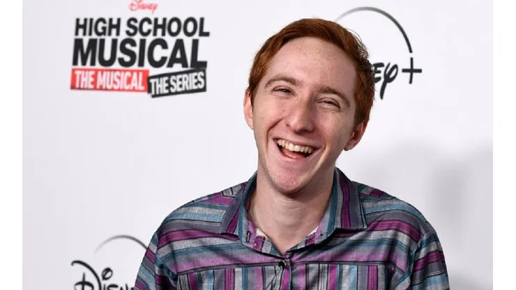 Actor de High School Musical: The Series revela que es bisexual