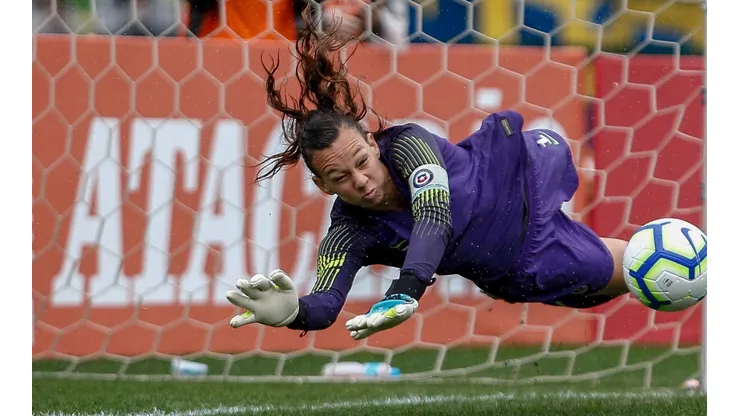 Christiane Endler encabeza la nómina de Chile para viajar a Europa