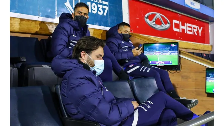 Ben Brereton con Claudio Bravo y Alexis Sánchez en el palco de San Carlos de Apoquindo.