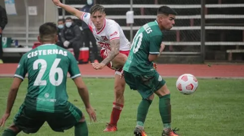 Deportes Valdivia arrancó con todo por la Segunda División.