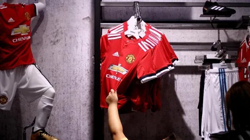 Los implementos y artículos deportivos se lucen en el evento de compras online.