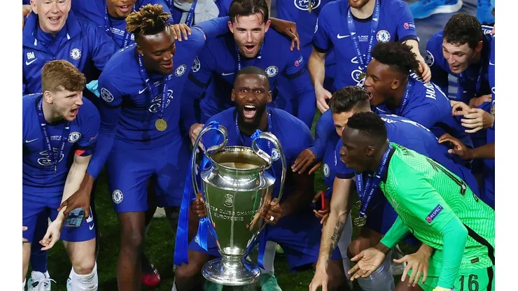 Chelsea levanta su segunda Champions League de la historia tras derrotar al Manchester City.