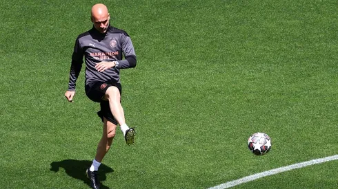 Josep Guardiola busca su primera Champions League fuera de Barcelona.