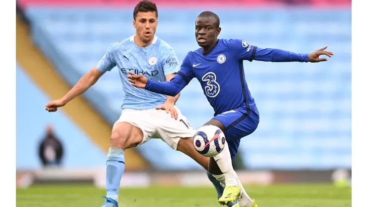 Kanté jugando contra el City, situación que se repetirá en la final de la Champions