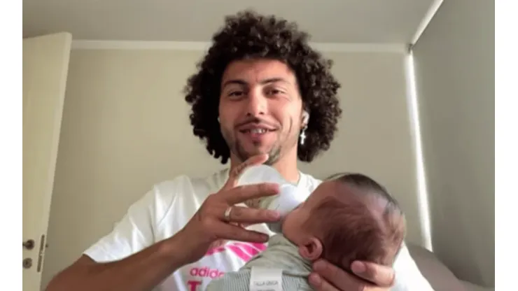 Maxi Falcón dando papa en vivo a Domingo.