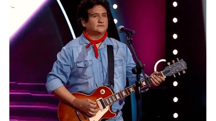 Hugo Martínez, el imitador de John Fogerty, en el escenario de Yo Soy.