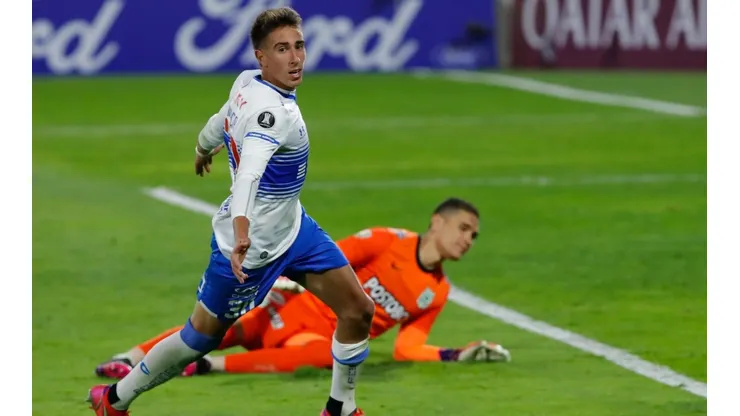 Diego Valencia y su gol en la clasificación de la UC en la Copa Libertadores.