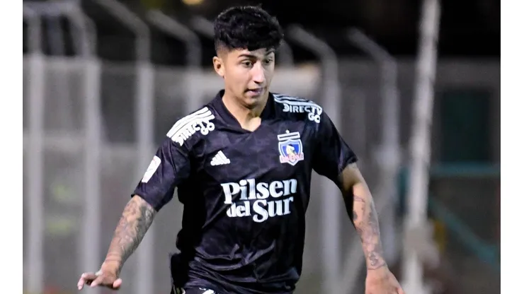 Bryan Soto, firme candidato para reemplazar a Leonardo Gil en Colo Colo.