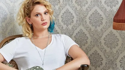 Farah Zeynep en el rol de Inci, para Almas Heridas.