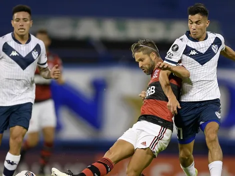 Flamengo y Vélez definen al líder con chilenos en cancha