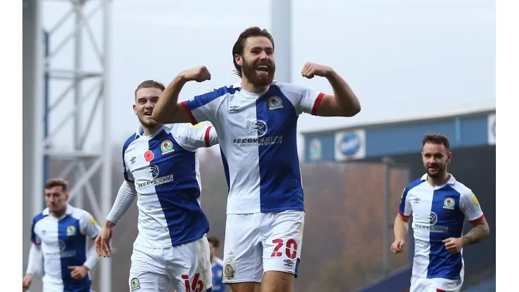 Ben Brereton celebrando en el Blackburn Rovers