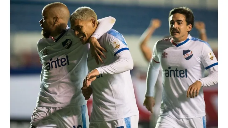 Nacional va por el triunfo, mientras piensa en un empate entre Cruzados y colombianos.