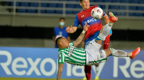 La UC tiene la primera opción de clasificar a los octavos de final.