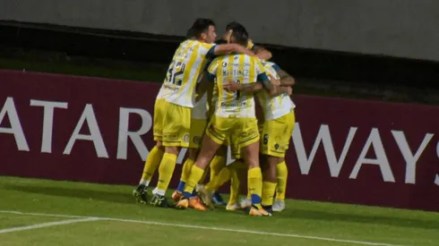 Rosario Central tiene el destino en sus manos. De caer, Huachipato tendrá una última opción.