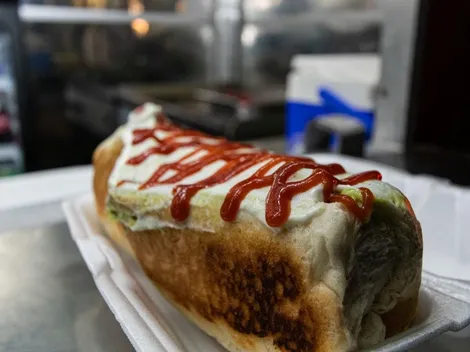 ¿Por qué se celebra y cuáles son los mejores completos de Santiago?