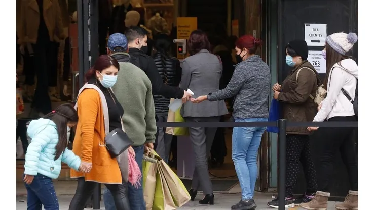 El carnet verde le dará más libertades a las personas vacunadas.