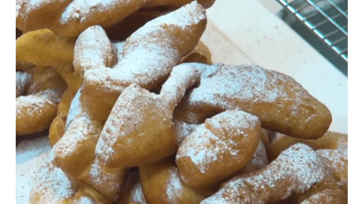 ¿Cómo hacer calzones rotos?