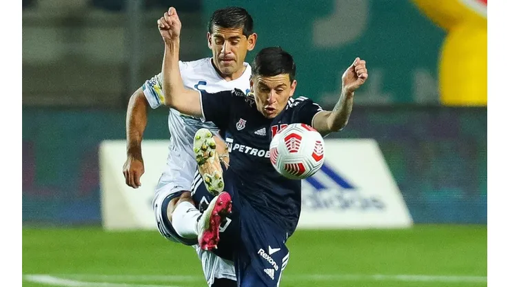 Everton derrotó a la U y Julio Barroso sigue con racha ante el Chuncho.