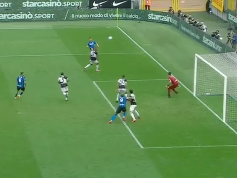 Video: ¡Genio! Alexis mete pase al palo y gol de "pera" de Lukaku