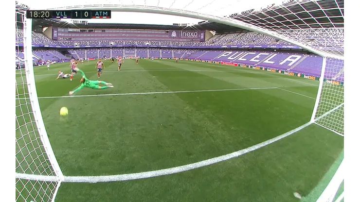 Golazo de Valladolid pone al rojo la definición por el título entre Atlético Madrid y Real Madrid en La Liga.