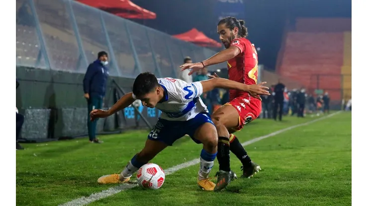 Unión Española le dio un duro golpe a la UC en la antesala del choque clave ante Atlético Nacional por Copa Libertadores