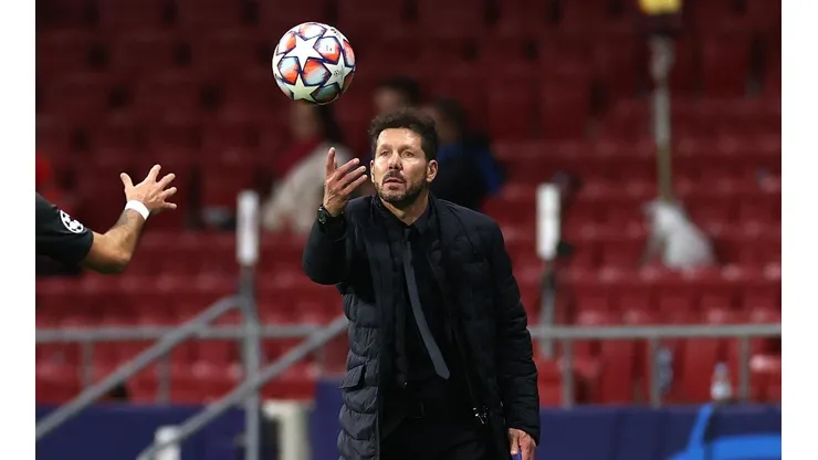 Simeoni ni piensa en el Real Madrid en la lucha por el título de La Liga