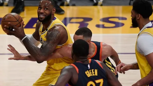 LeBron James otra vez fue figura