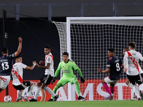 Santa Fe se queda sin entrenador tras su papelón Monumental