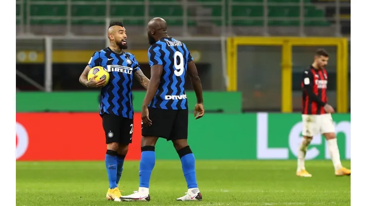 Arturo Vidal tiene a Romelu Lukaku en su lista de delanteros de élite.