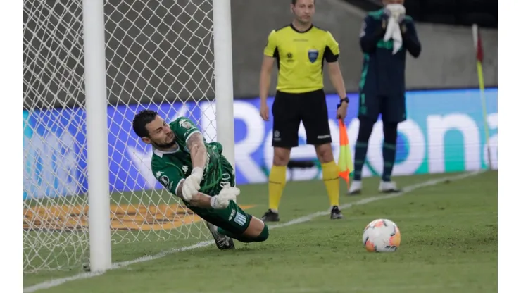 Gabriel Arias sigue sumando elogios por sus grandes actuaciones en Racing.