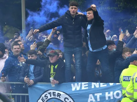 Dueño del Manchester City se pone la 10 con sus hinchas