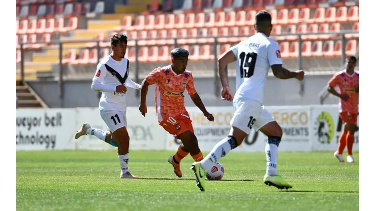 Cobreloa sigue complicado y sin saber de triunfos en el ascenso