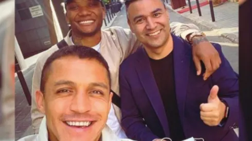 Alexis, Junior y el abogado Inostroza disfrutan de los placeres en Barcelona.