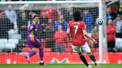 Edinson Cavani se destacó con un auténtico golazo con el Manchester United.