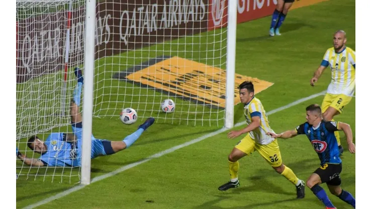 Un triunfo dejaría a Huachipato con la clasificación abrochada.