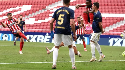 Luis Suárez marcó el agónico gol que le dio el triunfo al Atlético de Madrid.