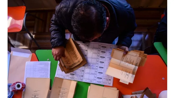 Todavía están aceptando a voluntarios como vocales de mesa.